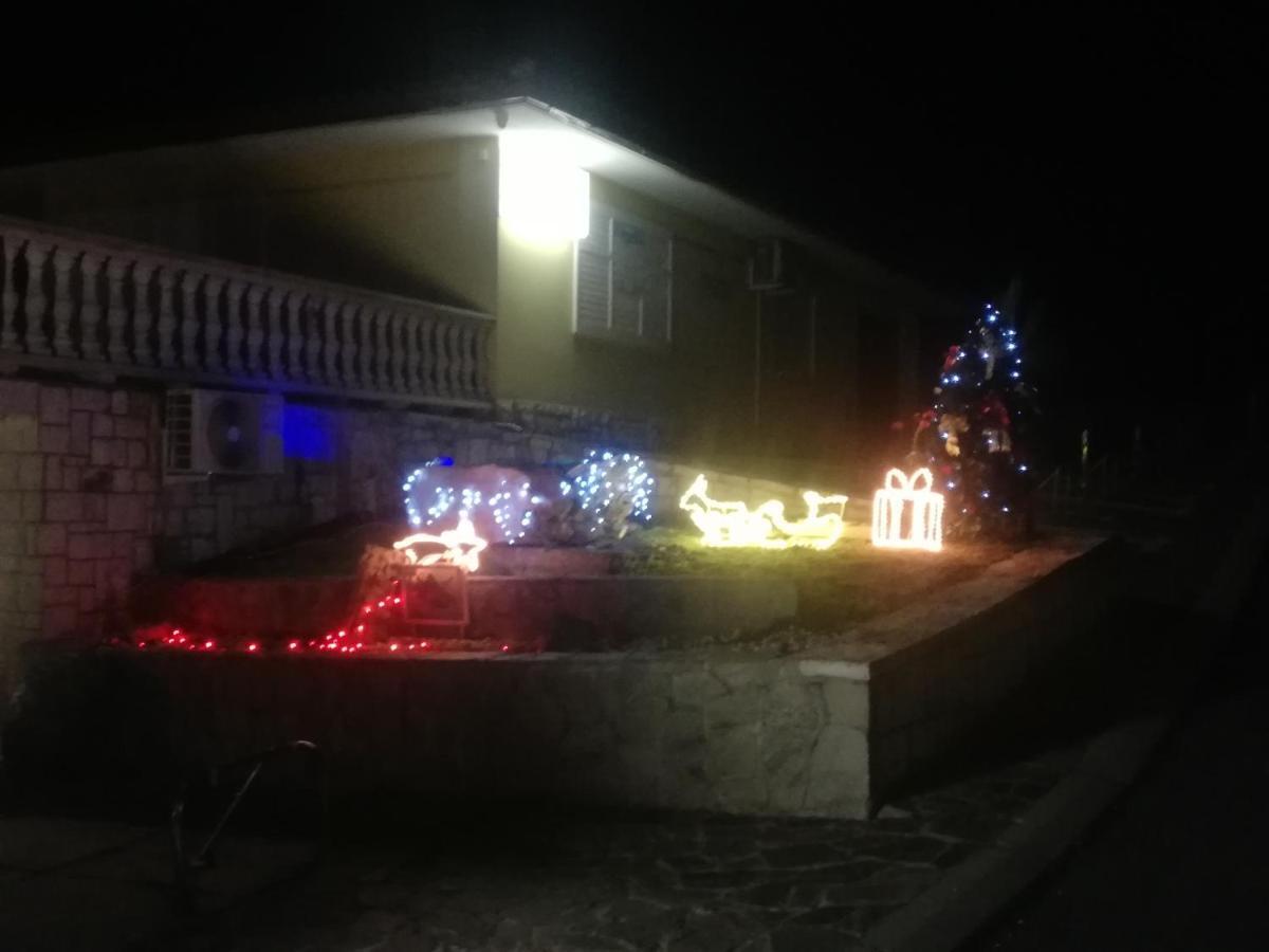 Guest House Vila Luka Portorož Kültér fotó